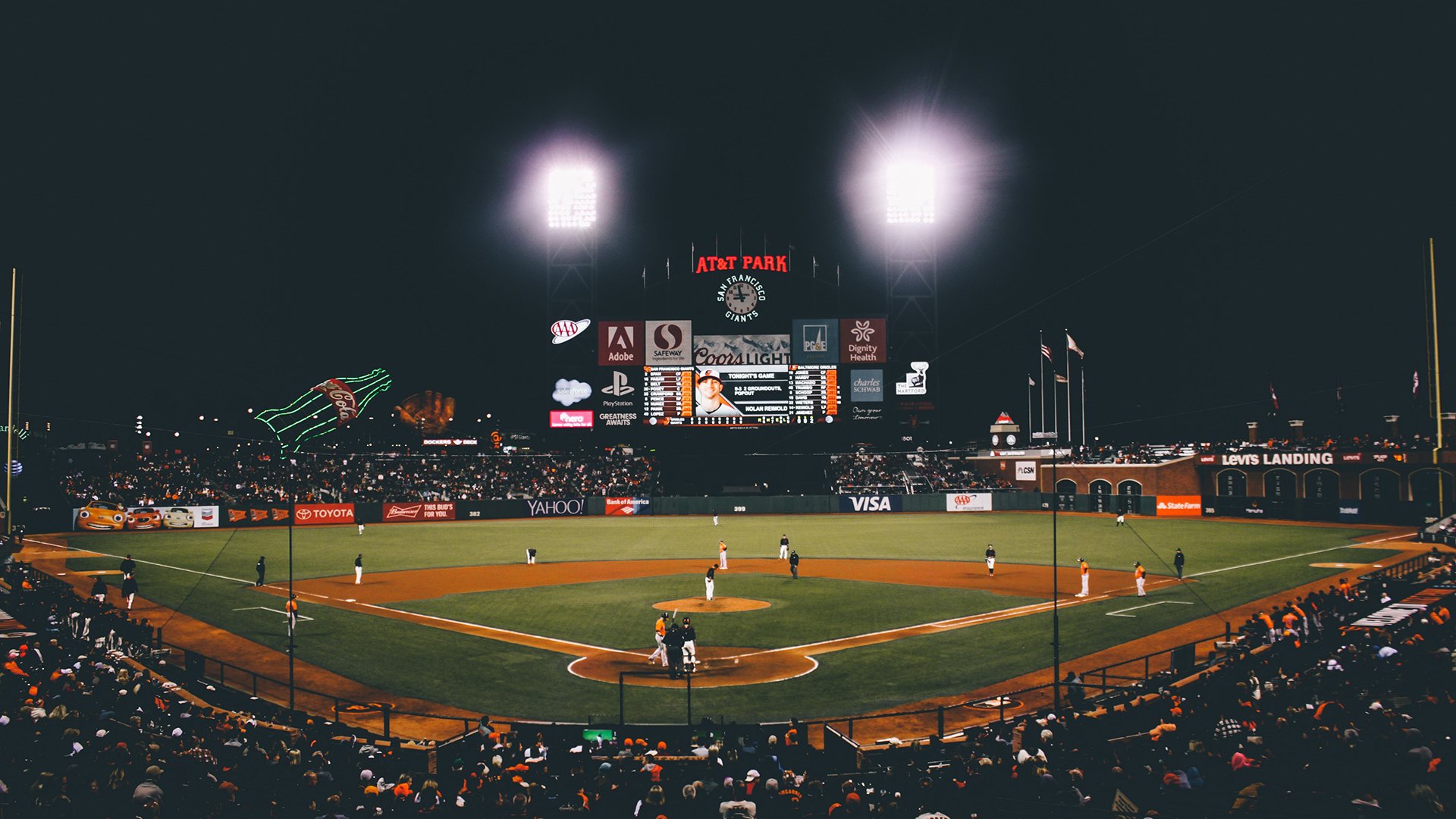 天神下凡！东契奇伤愈回归首秀炸裂，社交媒体瞬间沸腾